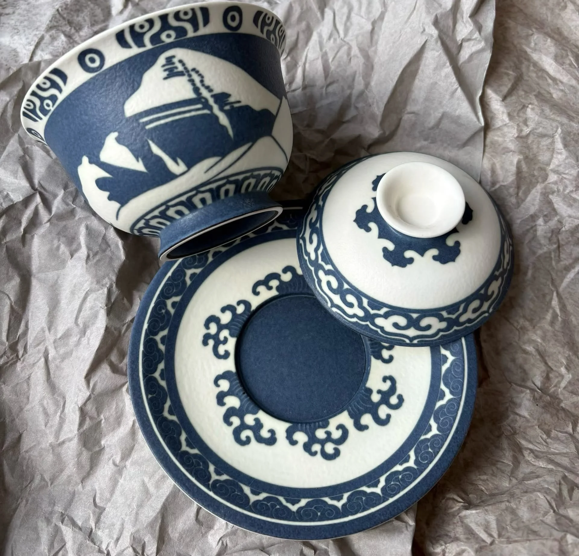 The Mount Kailash Gaiwan Set