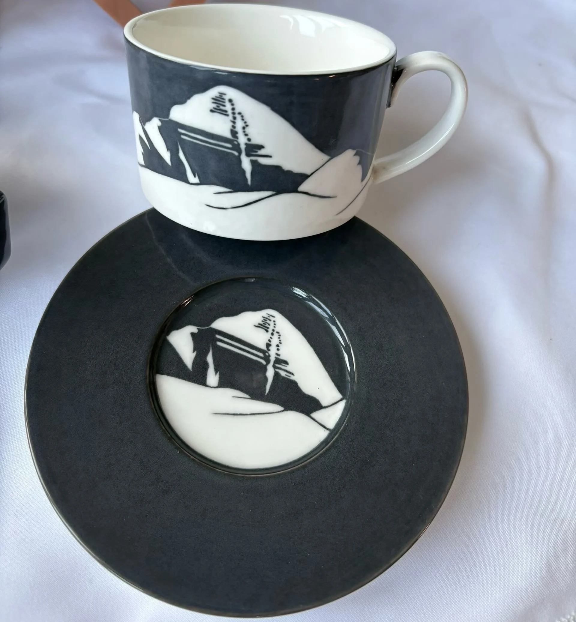 The Mount Kailash Gaiwan Set - Image 3